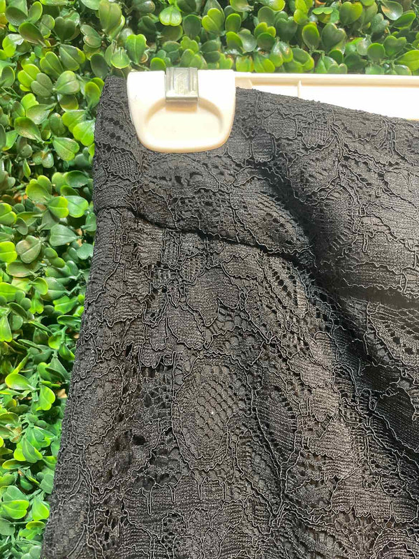 Size 6 Banana Republic Skirt