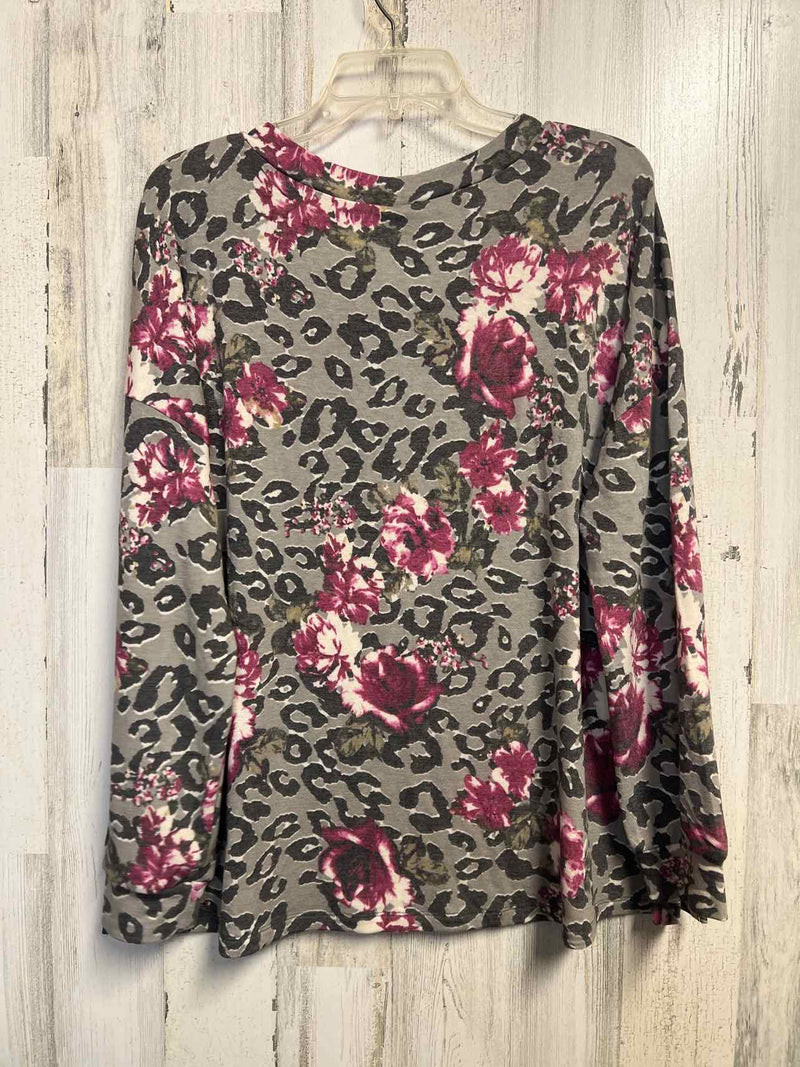 Boutique Size M Shirt
