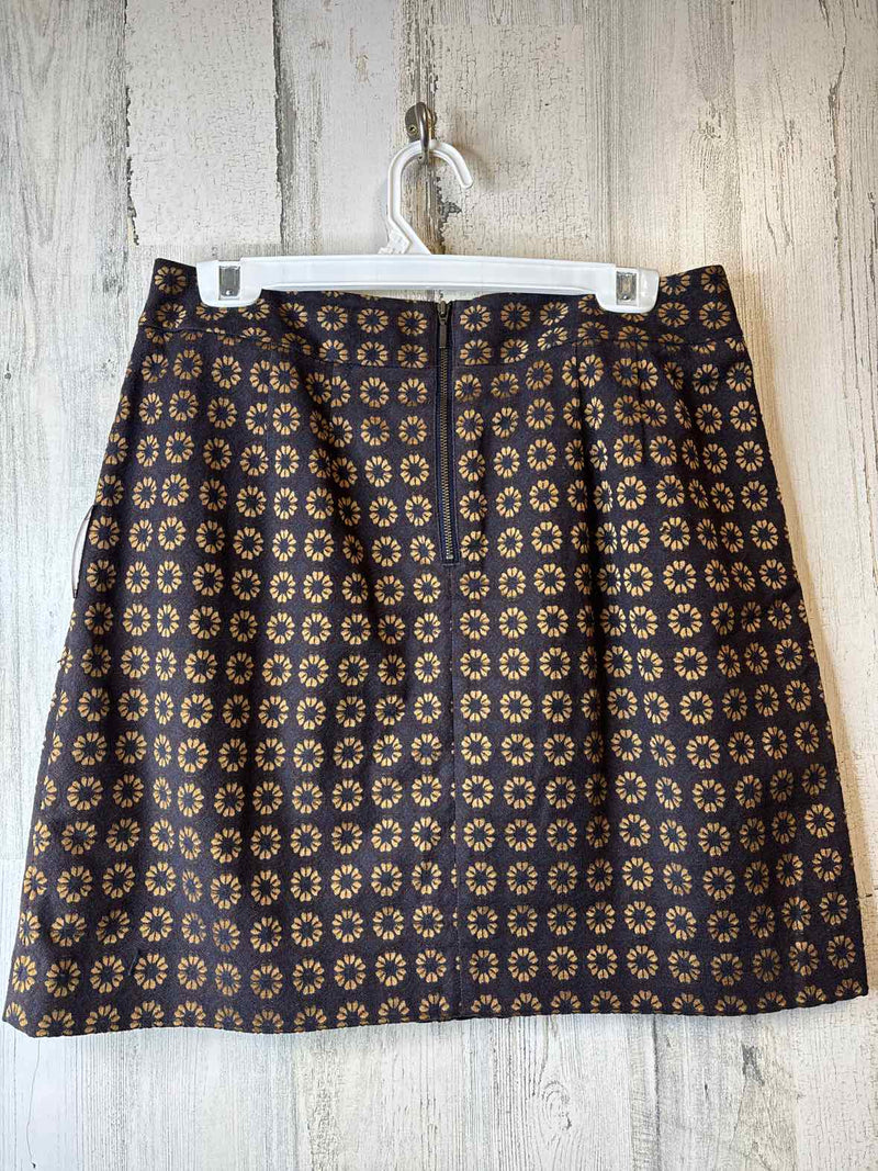 Size 6 Ann Taylor Skirt