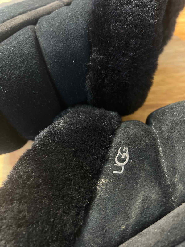 8 UGG Shoes