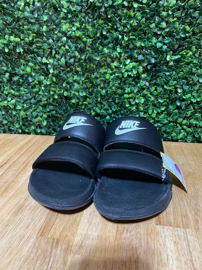Shoe Size 8 Nike Shoes
