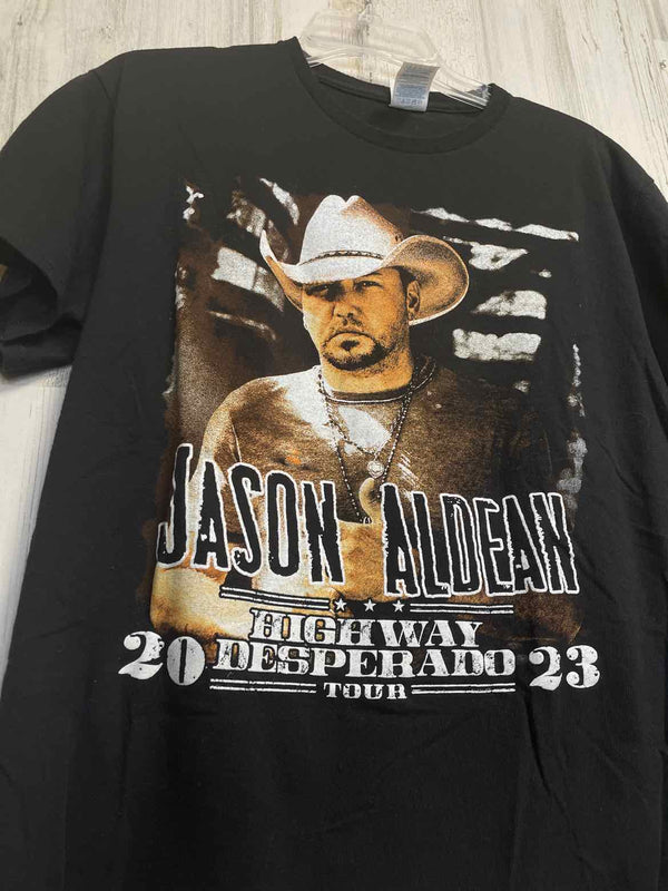 Boutique Size L Shirt