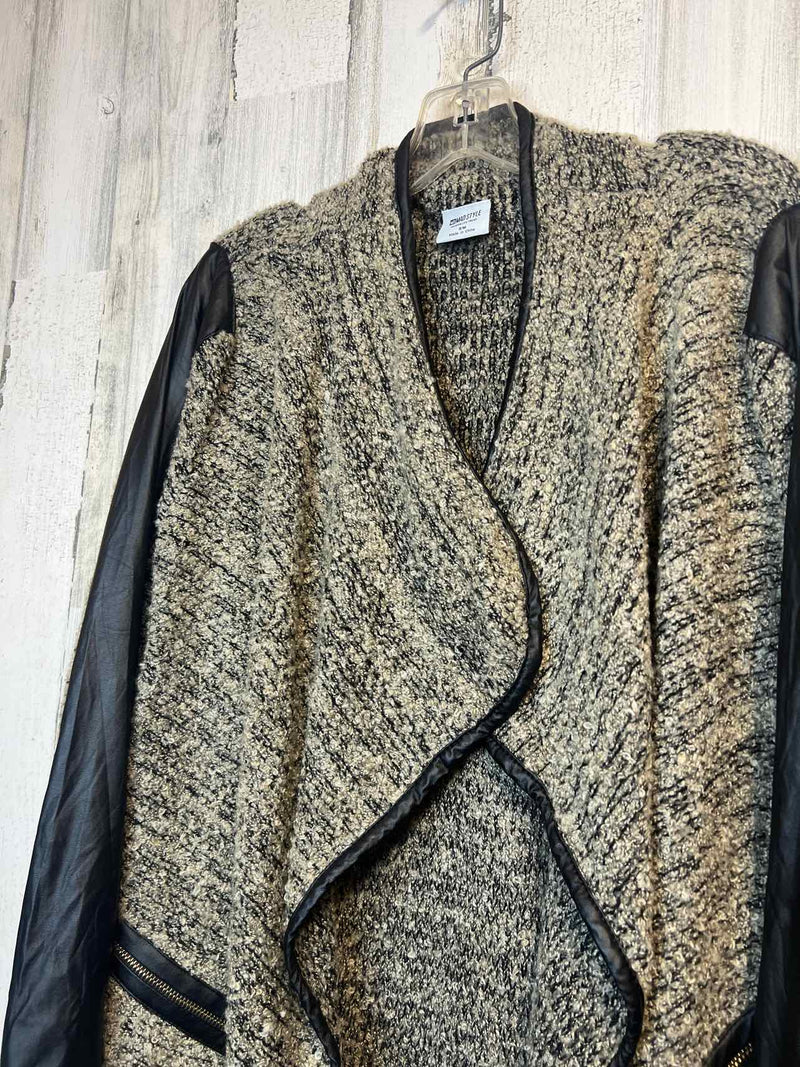Size S/M Boutique Cardigan
