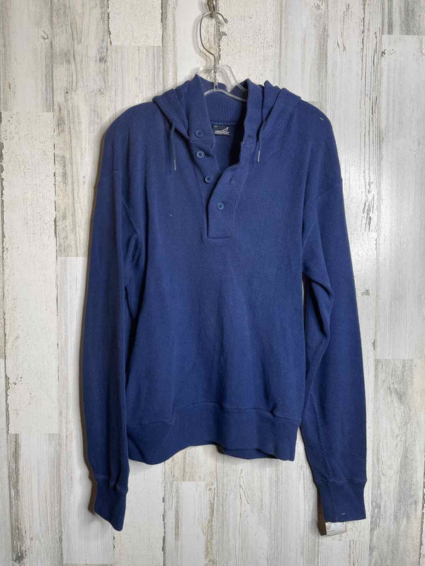 Size M Sperry Sweater
