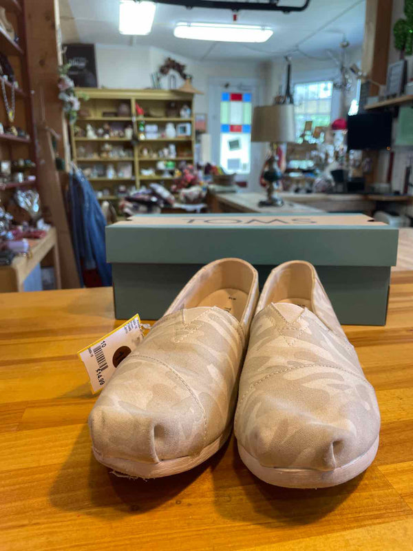 Shoe Size 10 TOMS Shoes