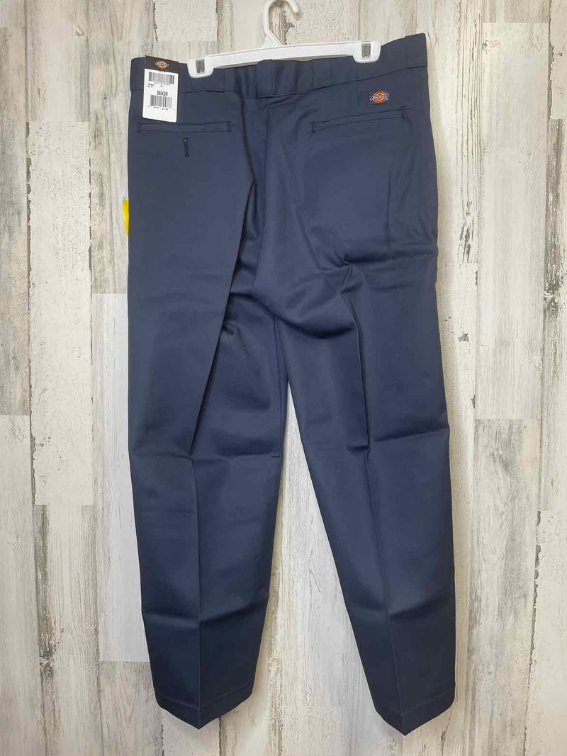 Size 36/28 Dickies Pants