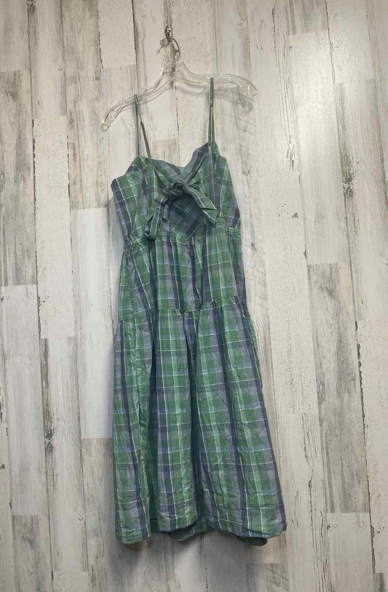 Size L Free Assembly Dress