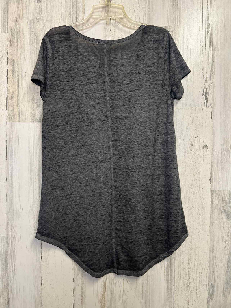 Maurices Size S Shirt