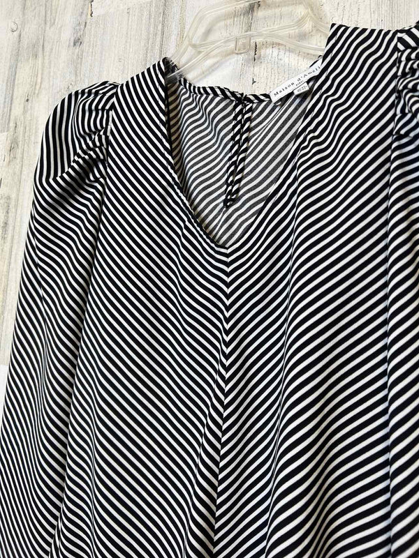 Maison d'Amelie Size XS Shirt