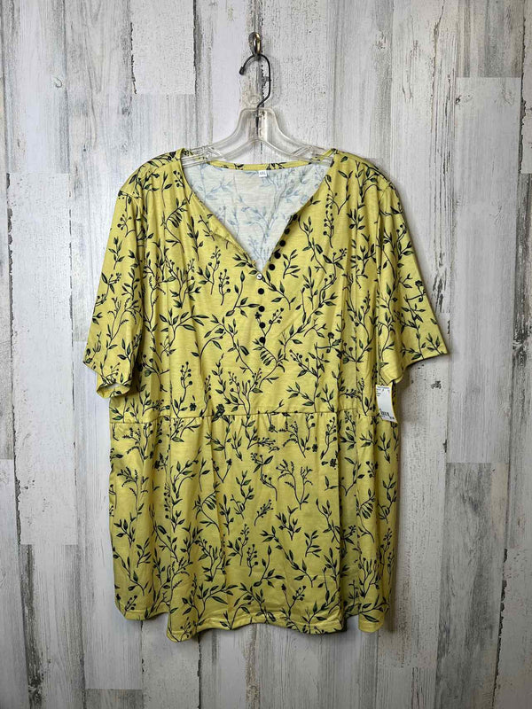 Boutique Size 4X Shirt