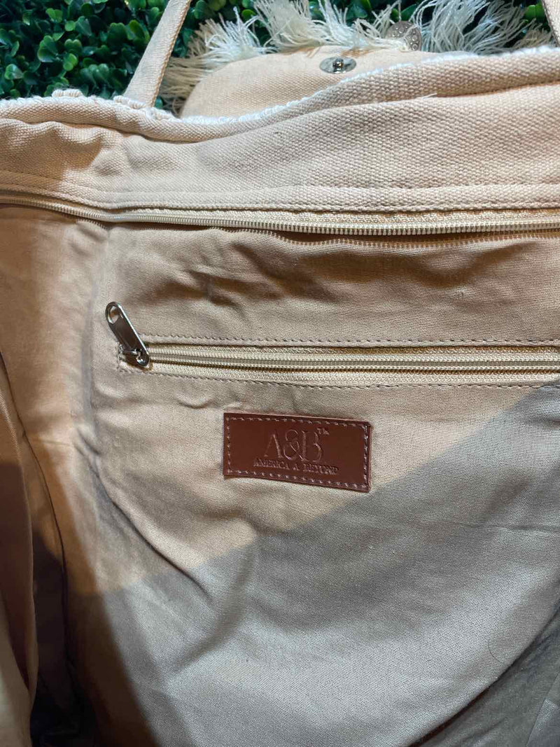 America & Beyond Purse