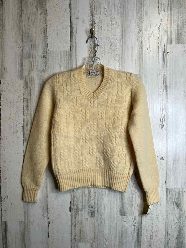 Size S Vintage Sweater