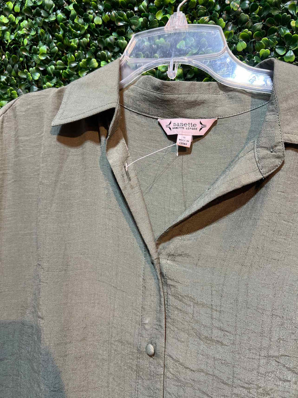 Nanette Size S Shirt