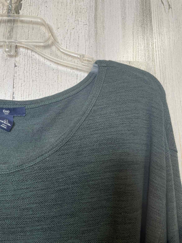 GAP Size S Shirt