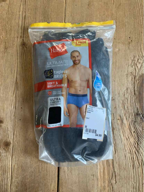 Size M Hanes Underwear