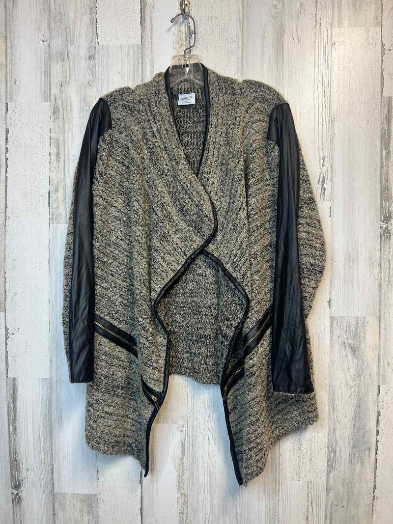 Size S/M Boutique Cardigan