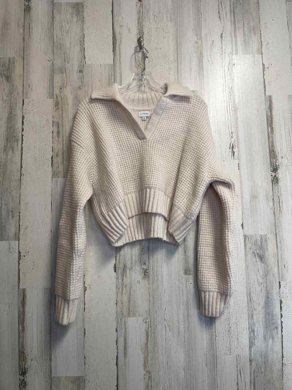 L.A. Hearts Size M Sweater