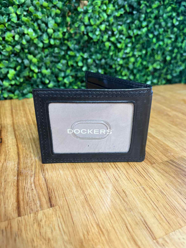 Dockers Wallet