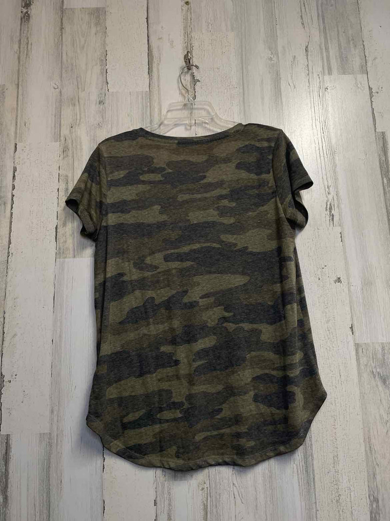 Lucky Brand Size L Shirt