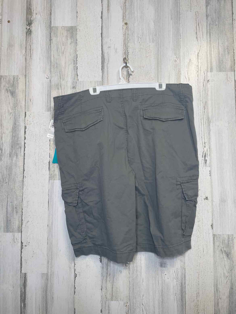 Size 42 Old Navy Shorts