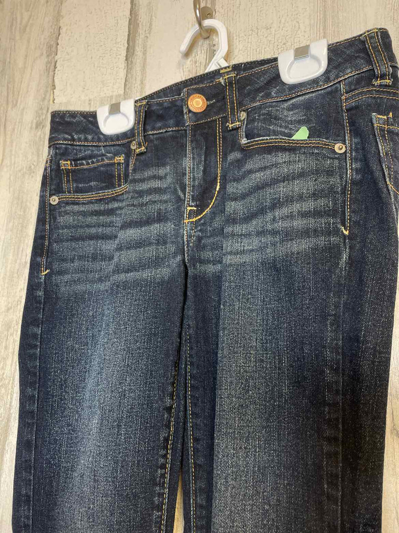 Size 2 American Eagle Jeans