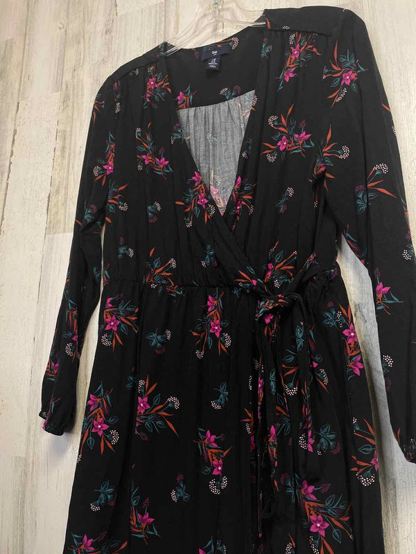 Size M GAP Dress