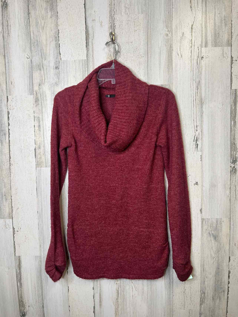 Maurices Size S Sweater