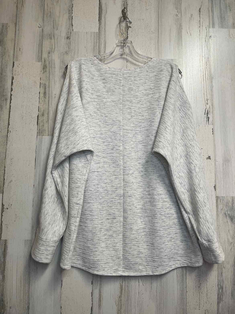 Signature Studio Size L Shirt