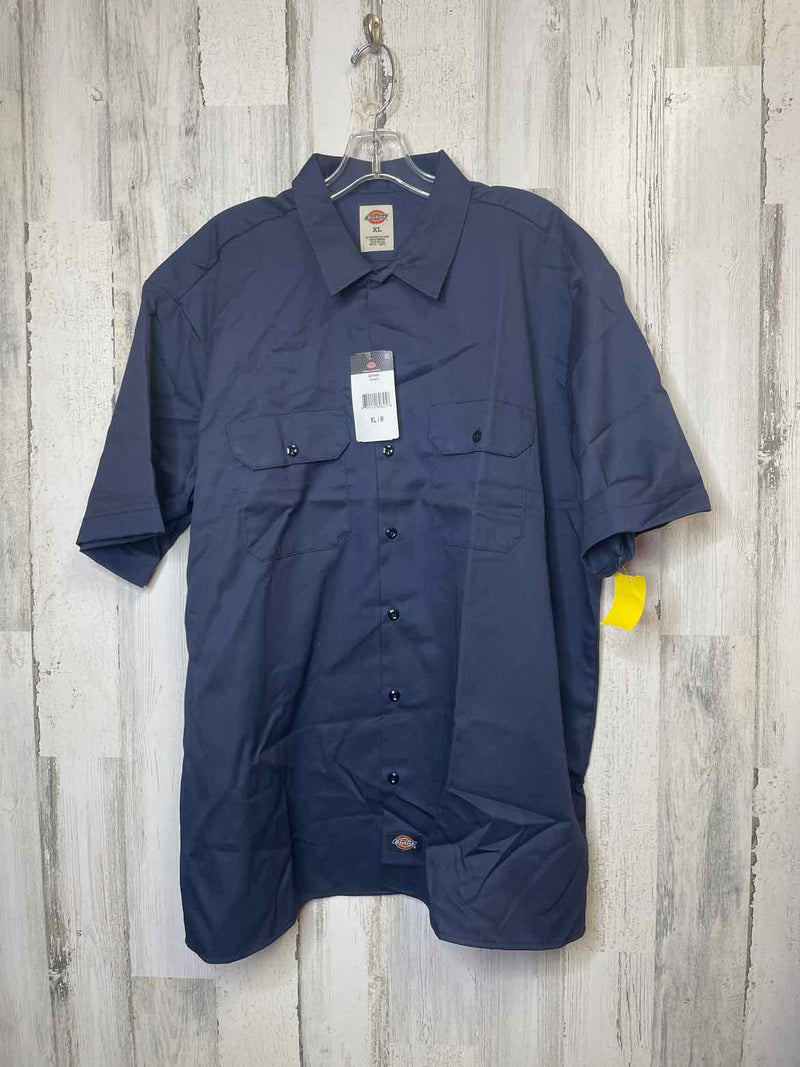 Size XL Dickies Shirt