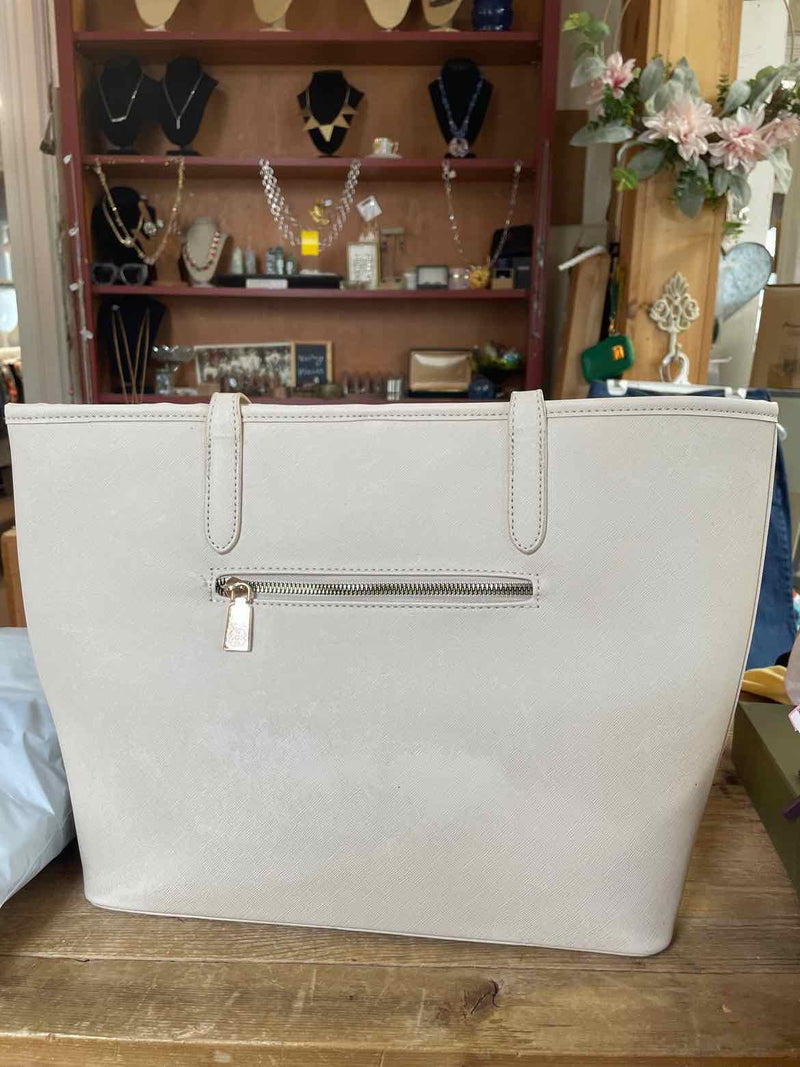 Daisy Fuentes Purse