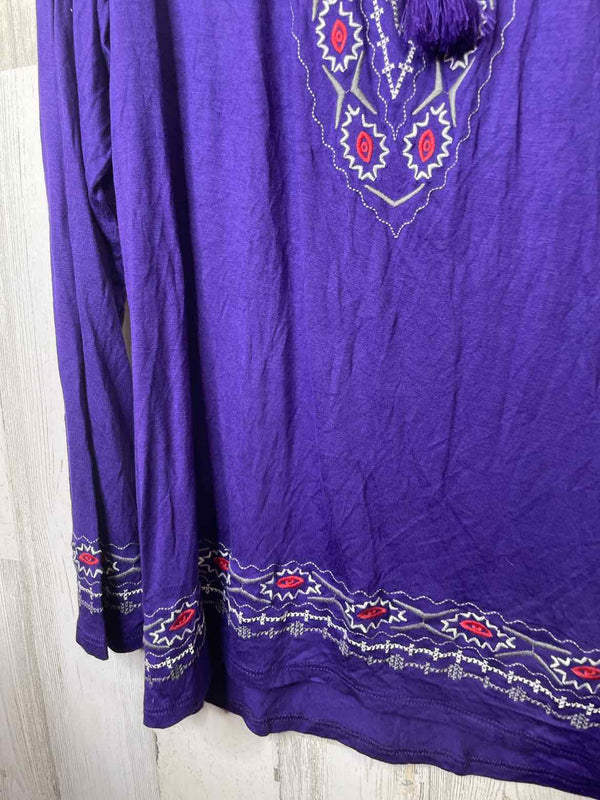 Boutique Size XL Shirt