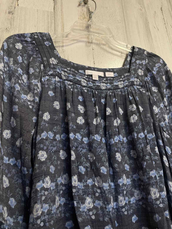 Lauren Conrad Size L Shirt