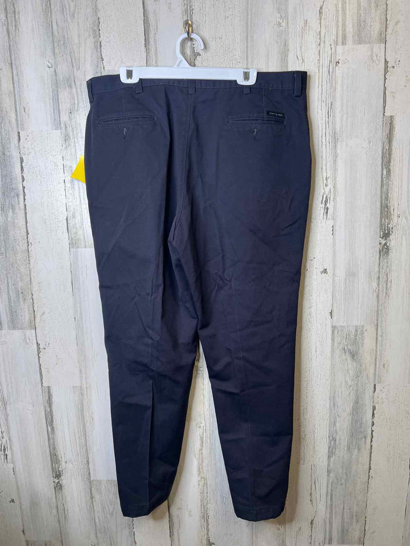 Size 40/30 Haggar Pants