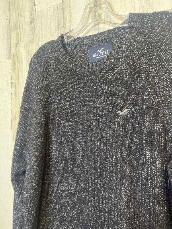 Hollister Size XL Sweater