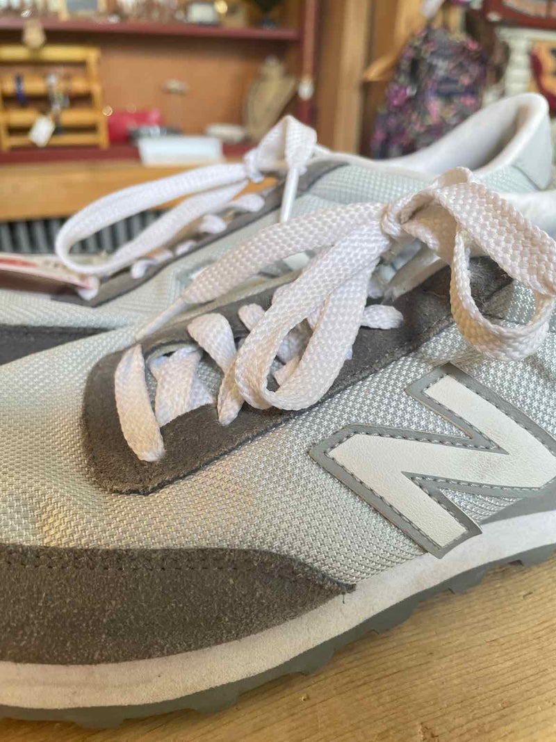 Shoe Size 9 New Balance Sneakers