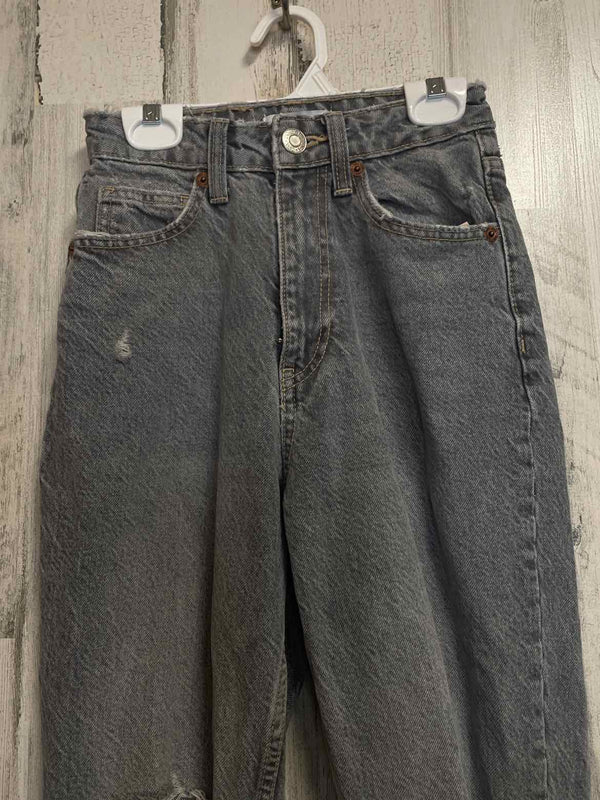 Size 0 Zara Jeans