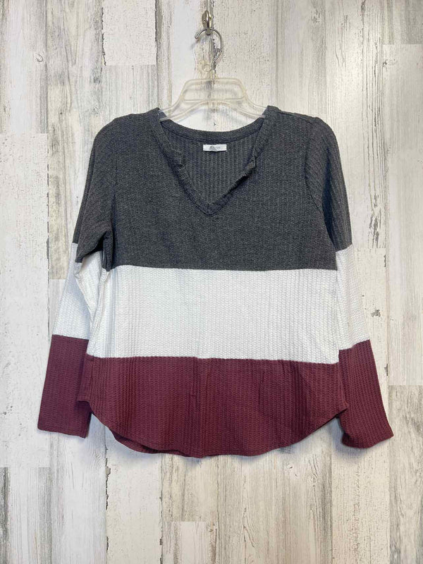 Maurices Size M Shirt