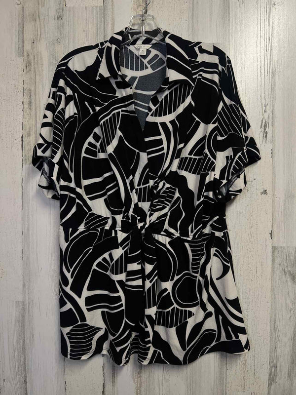 CATO Size XL Shirt