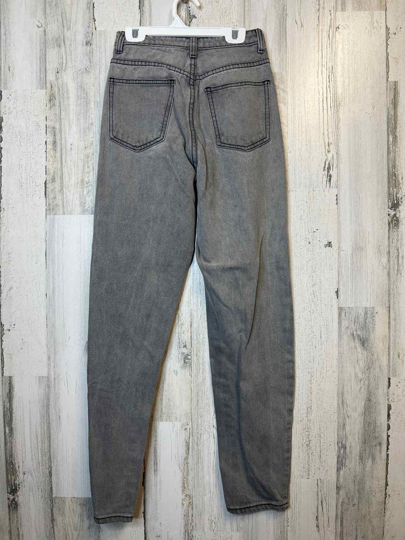 Size 4 Pretty Little Thing Jeans