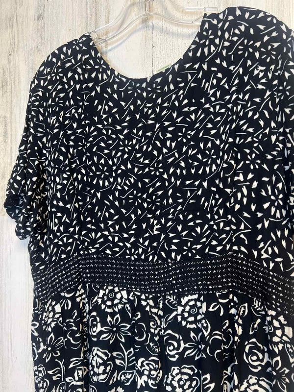 Size L Orvis Dress