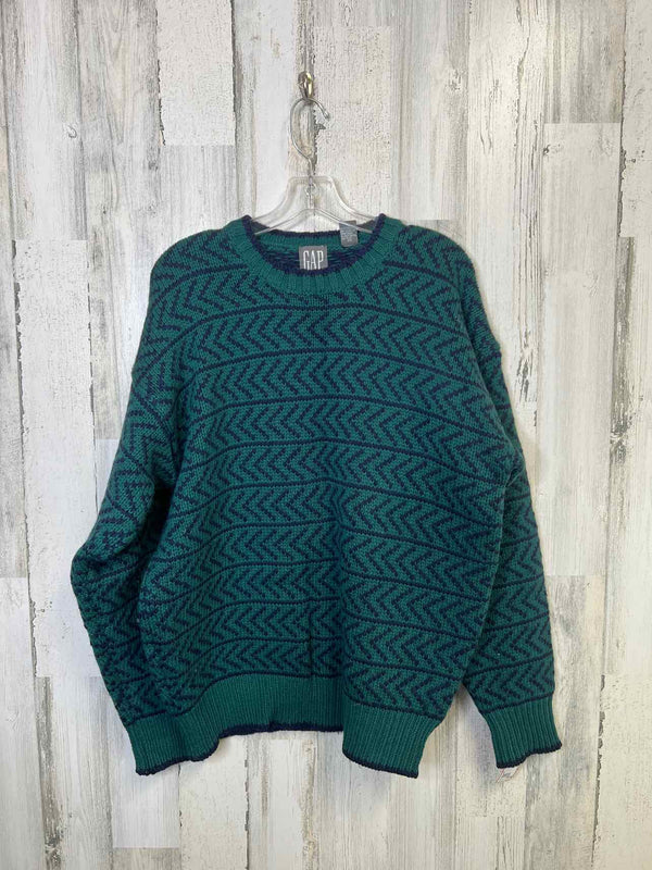 Size M GAP Sweater