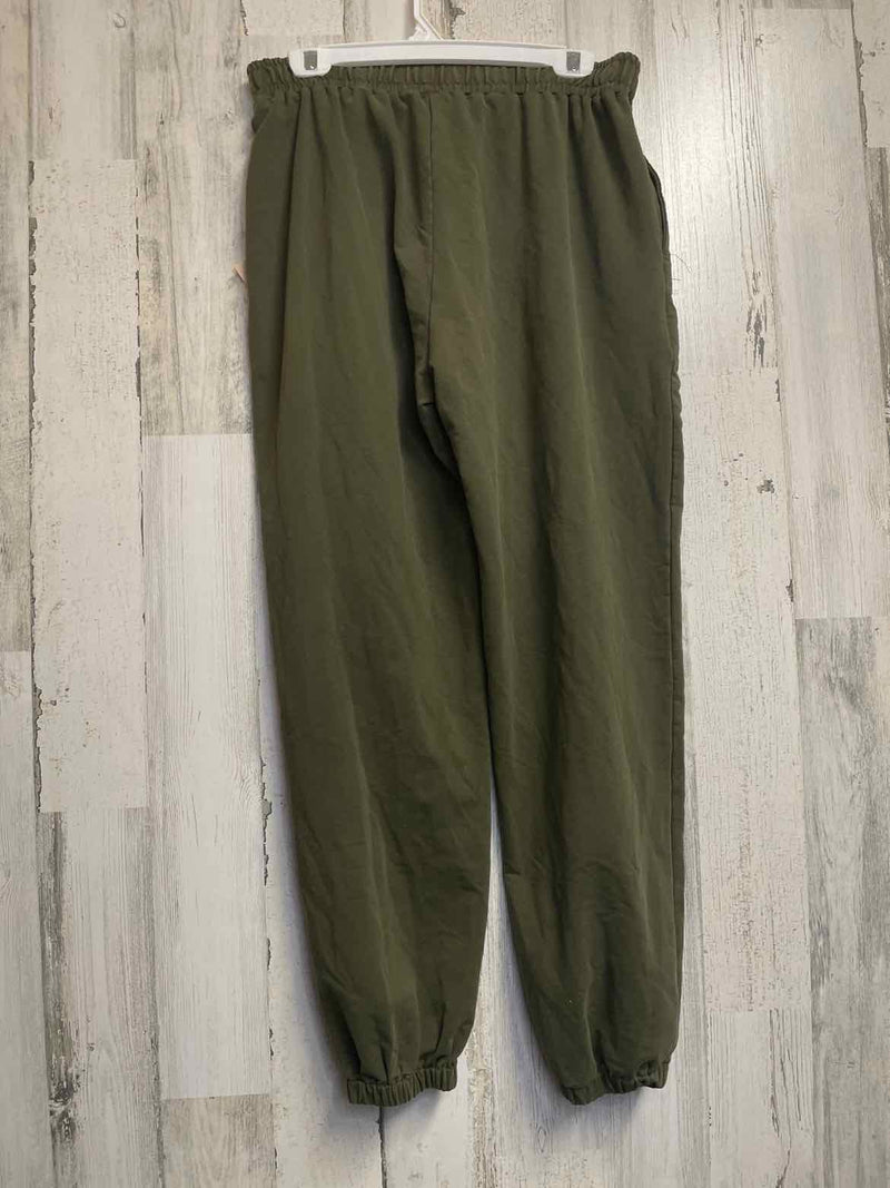 Size M Boutique Pants