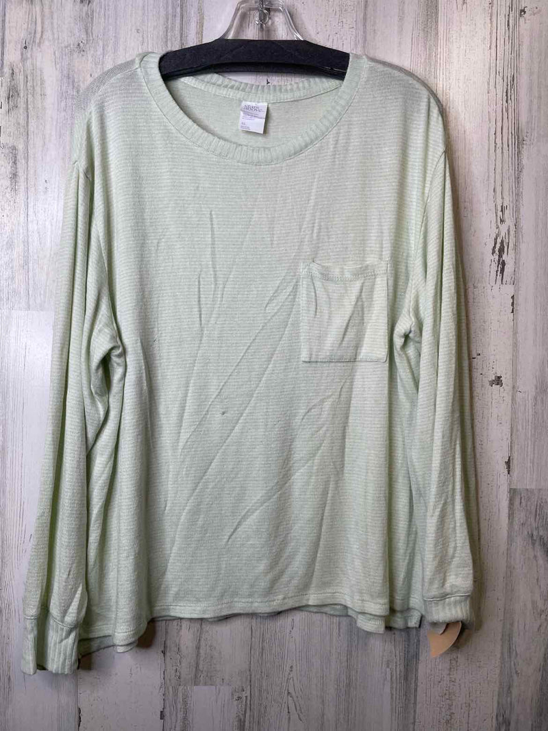 Boutique Size XL Shirt