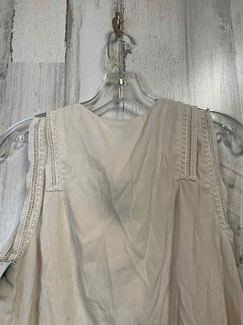 41 Hawthorn Size M Shirt