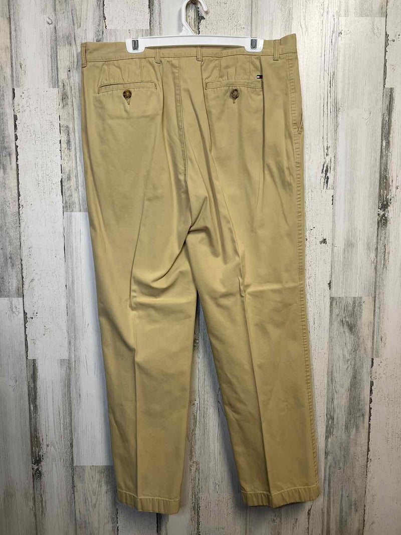 Size 36/32 Tommy Hilfiger Pants