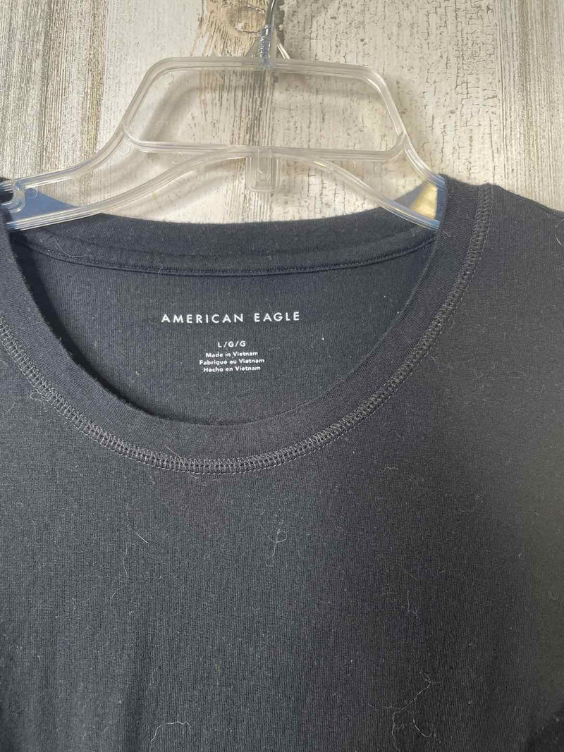 American Eagle Size L Shirt