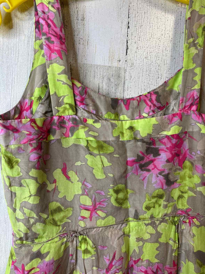 Size 6 Banana Republic Dress