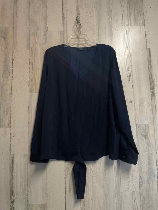 Giuliana Size 2X Shirt