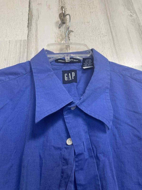 Size XXL GAP Shirt