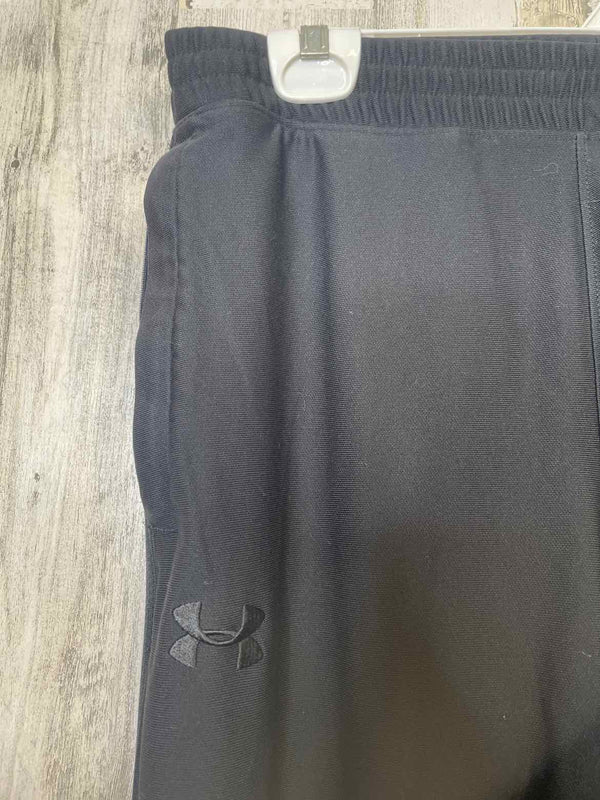 Size M Under Armour Pants